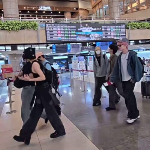 KO1KEYZのメンバーらしき姿が写った仁川空港での目撃動画のワンシーン